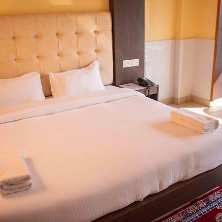 Mvt Guesthouse & Restaurant Rishikesh Room photo