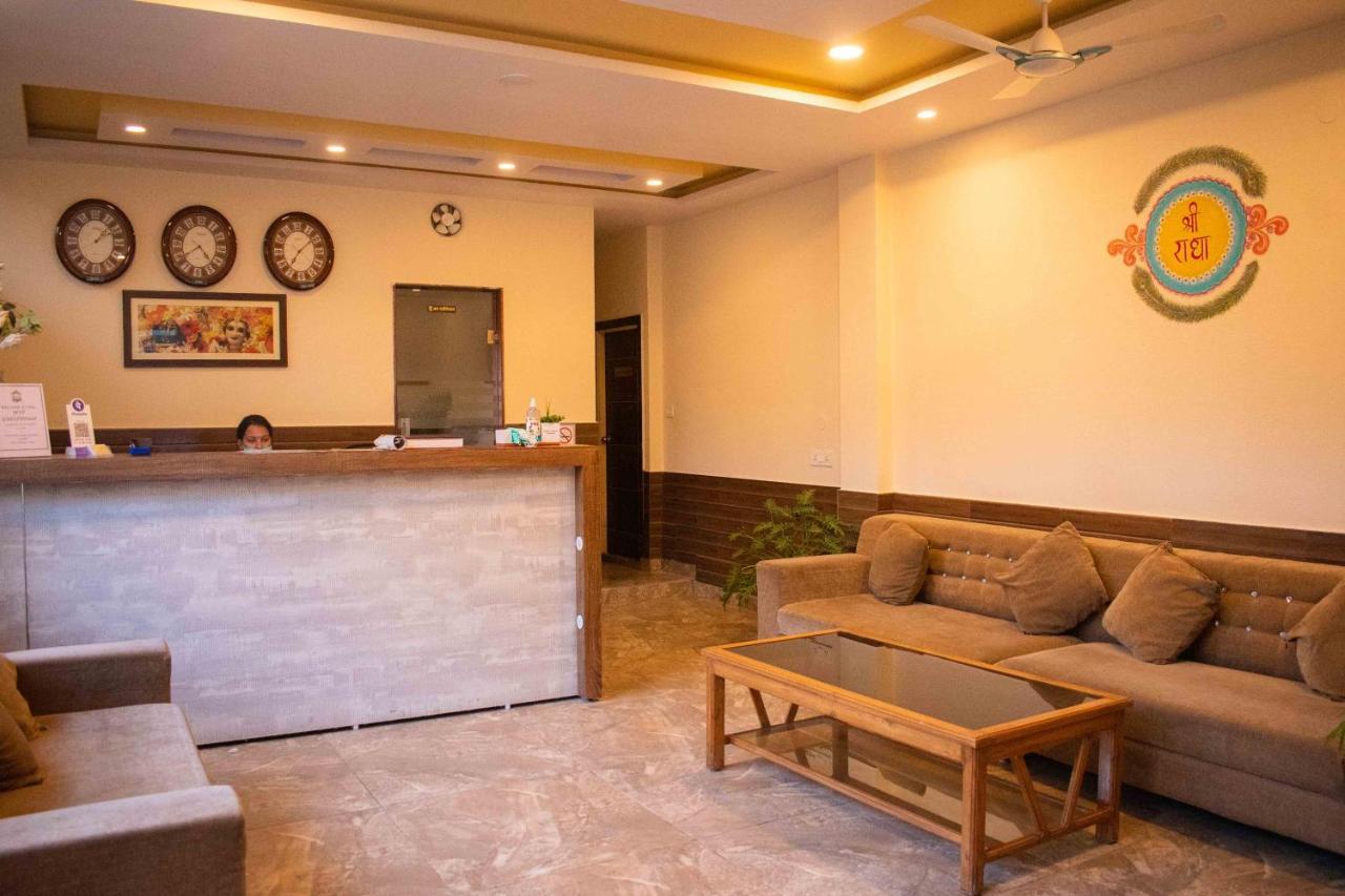 Mvt Guesthouse & Restaurant Rishikesh Exterior photo