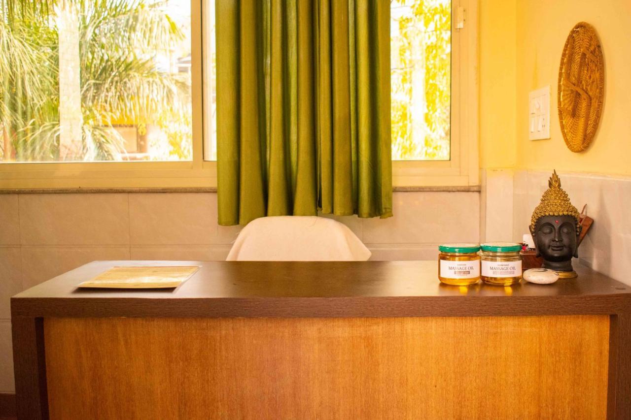 Mvt Guesthouse & Restaurant Rishikesh Exterior photo